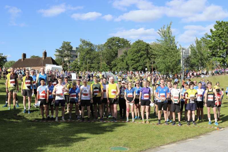 Phil at the mass start of adhoc relay